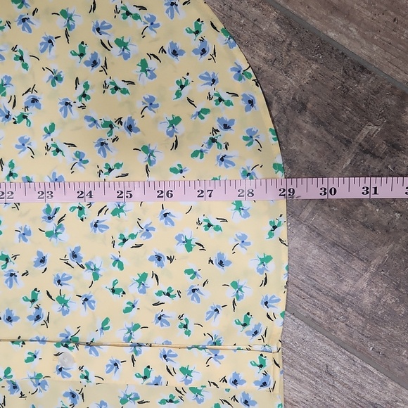 ANN TAYLOR Floral Sleeveless Essential Shirt - Picture 11 of 11